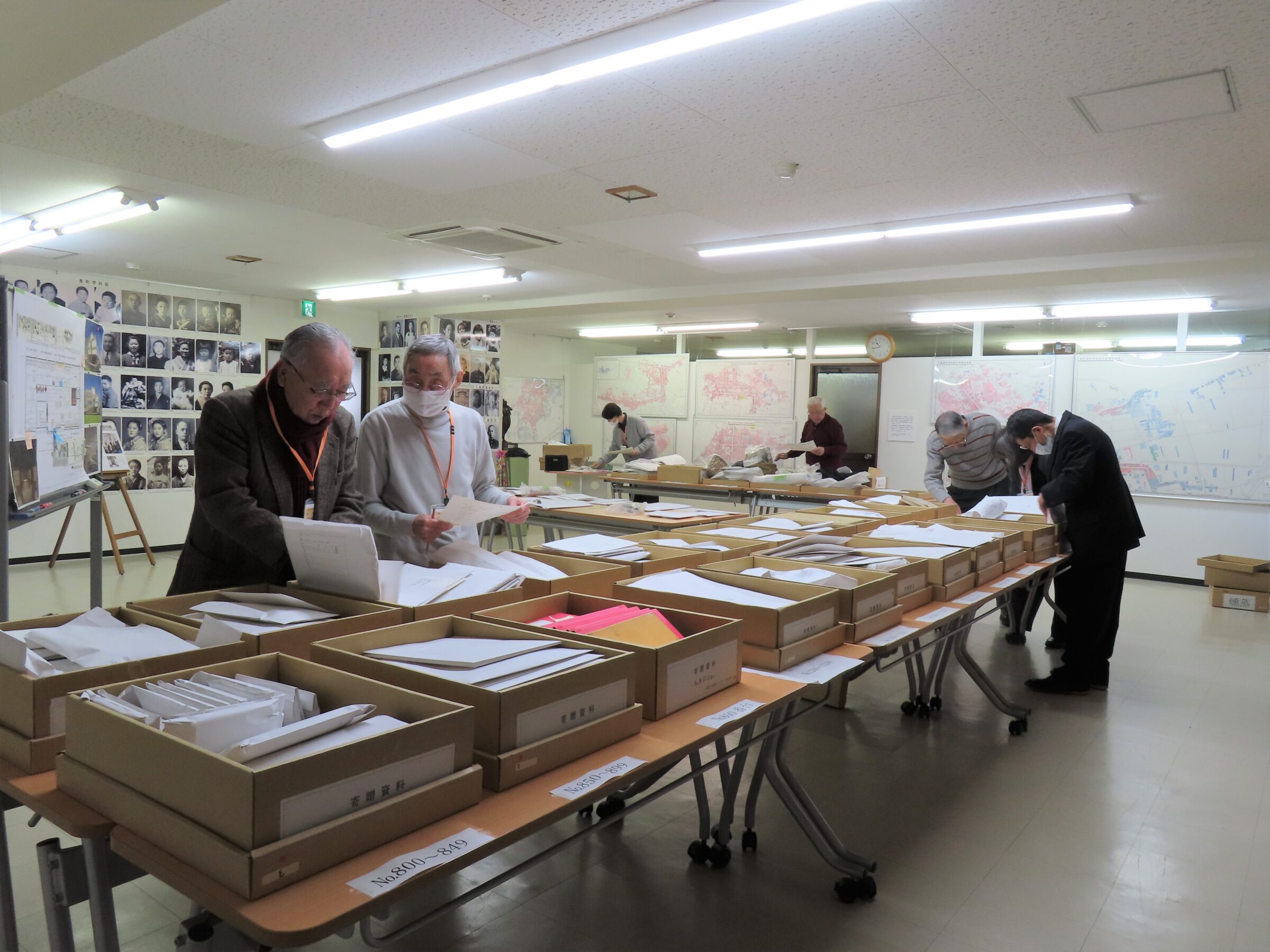 【市民ボランティア】展示資料の仕分け作業を行いました（２月２６日）